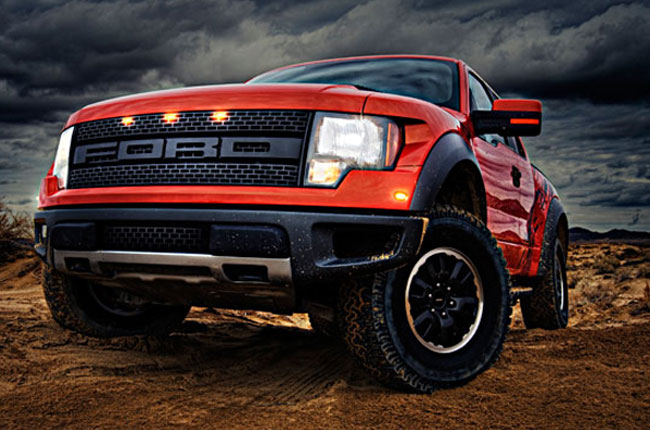 Ford F Raptor Svt El Poder En Una Pick Up Conduciendo