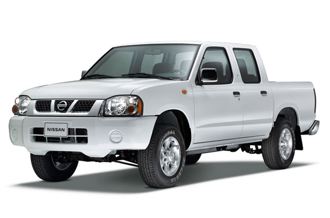 Nissan Frontier LE T/M 2011 - Conduciendo.com