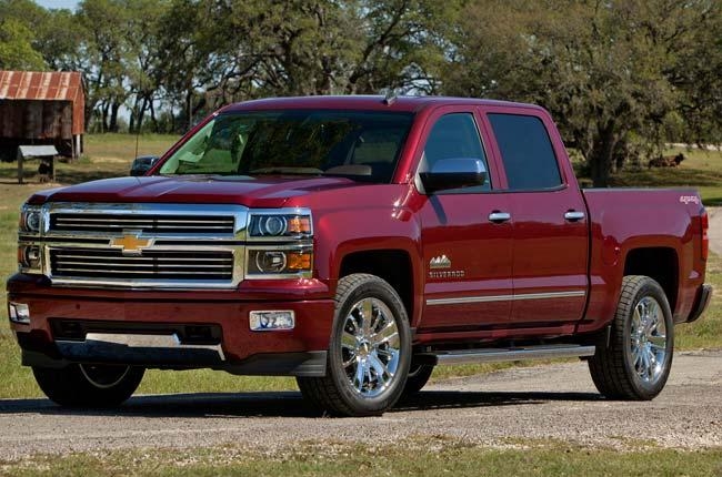 Fuerza y lujo para la Chevrolet Silverado - Conduciendo.com