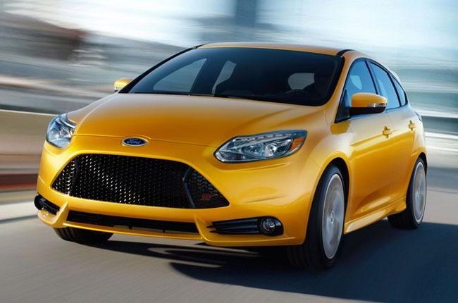 Ford Focus ST 2.0 MT 2012 - Conduciendo.com