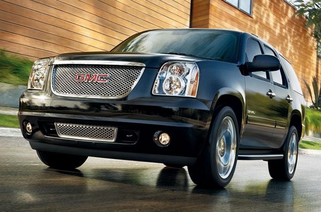 GMC Yukon Denali Paq C 2013 2012 - Conduciendo.com