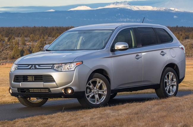 Mitsubishi Outlander 3.0 V6 4x4 AT 2014 - Conduciendo.com